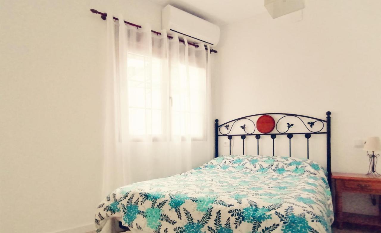 Ambroz Y Plata Villa อัลเดอานวยวา เดล กามิโน ภายนอก รูปภาพ
